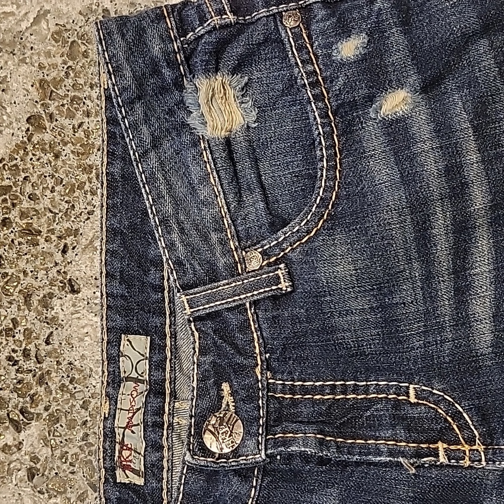 Bke Madison Distressed Bermuda shorts - Picture 6 of 9